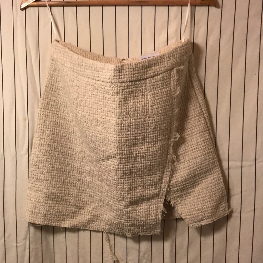 Off white mini skirt